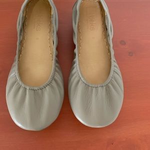 Tieks Taupe size 9